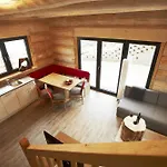 Chalet Tyroladis Family Frommes *