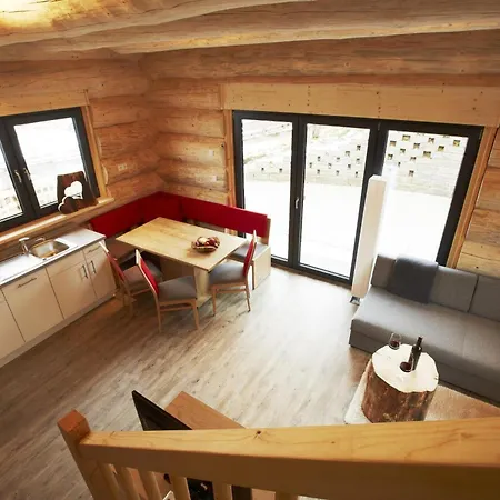 Alpesi faház Tyroladis Family Chalet Frommes *