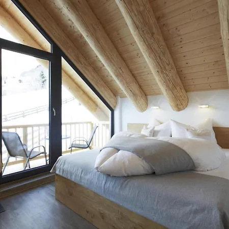Alpesi faház Tyroladis Family Chalet Frommes Ladis